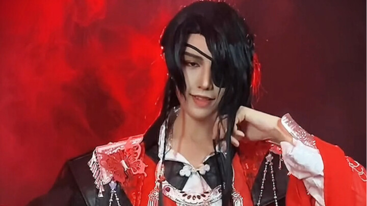 Heaven Official's Blessing Huacheng cos Today is kicking Huahua