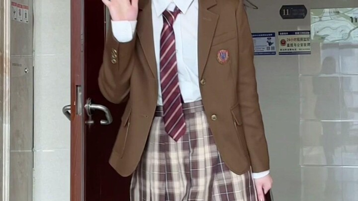 สูทสีน้ำตาลตัวนี้เหนือกว่าเซนต์คาทริน่าในใจฉันไปแล้ว 555 #ยูนิฟอร์มเจเค #ootd #ชีวิตประจำวันเจเค