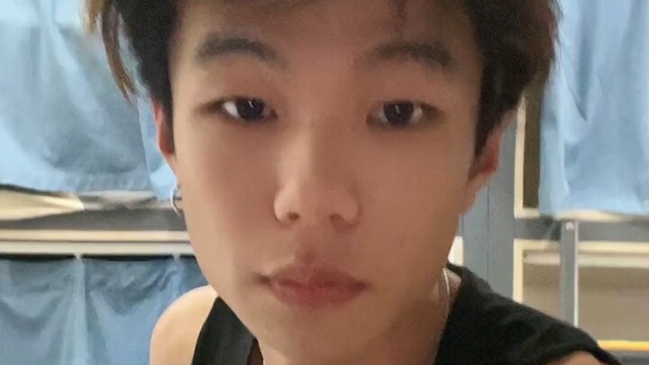 @Các bạn ủy viên tâm lý, lên nhảy nào!