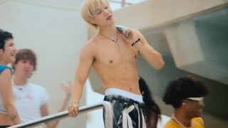 金钟仁新专收录曲Adult Swim MV公开