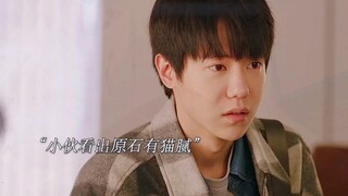 صديقتها لم تستمع لنصح الشاب، وتركت حجرًا خامًا بقيمة 10 ملايين، وتصرّ على فتح حجر خام بقيمة 50 ألفًا