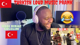 CALVIN REACTS to 🇹🇷O DUDAKLAR BAL YANAKLAR - MARKETTE SESLİ MÜZİK DİNLEME ŞAKASI 🇹🇷🇹🇷😂😂