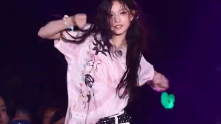 Makin ditonton makin seru, mendominasi panggung | Attention (TMA ver.) solo HAERIN