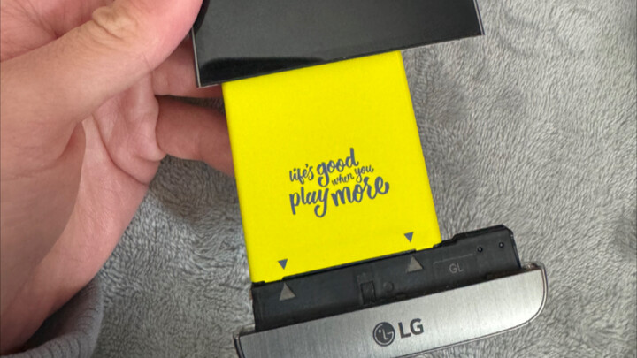 مهما كان الشحن سريعًا، هل يُقارن بسرعة تغيير البطارية مثلي؟