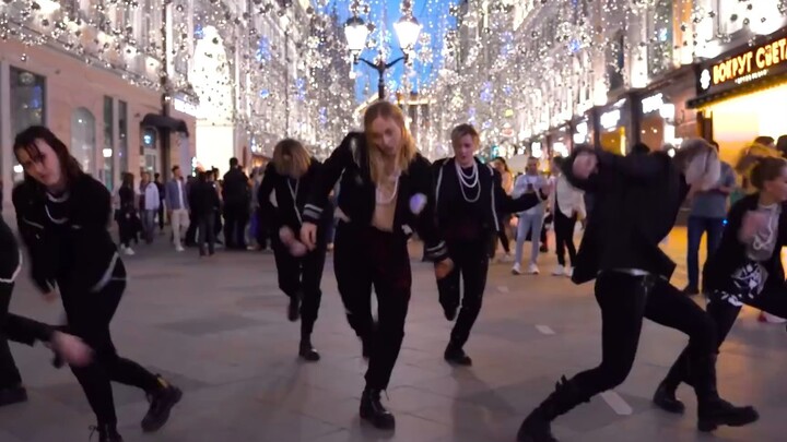 [CPOP ในที่สาธารณะ] WayV - เต้นคัฟเวอร์เพลง 秘境 Kick Back || NeoTeam/รัสเซีย