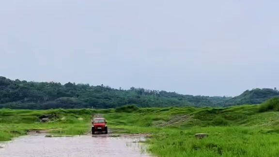 Car off road challenge on the danger road #car #travel #rapter #supercar #superm