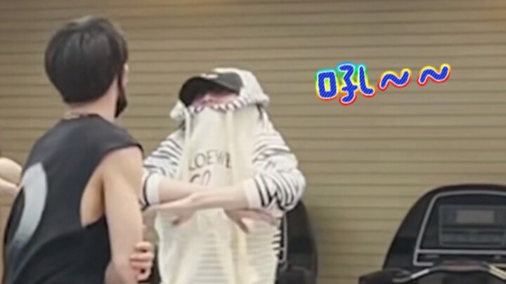 【R1SE】Địa điểm nhảy xã hội quy mô lớn: Con trai cậu lại phát điên rồi