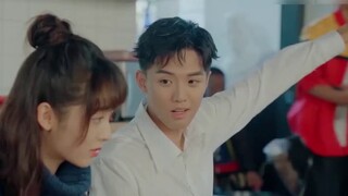 [Zhou Junwei|A Little Thing Called First Love|Lin Zhicun CUT] Anh ấy, sự dễ thương tương phản