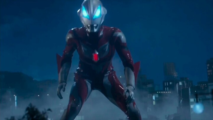 Ultraman Geed/Battle Damaged Beauty/Sexy Screen Licking (Not really)