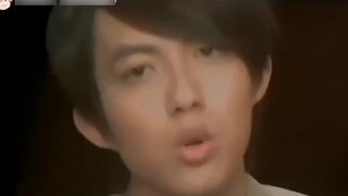 ผู้ช่วยผู้บังคับการลี่! - - มี! - - - -