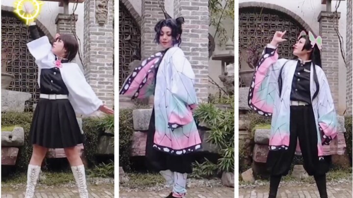 Cosplay dan Cover Dance Bokura no te niwa nanimo naikedo.