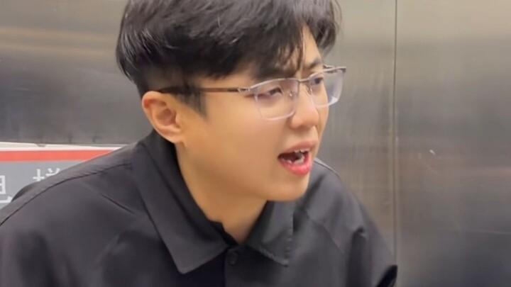 โปรดเลือกคู่เดินทางของคุณ