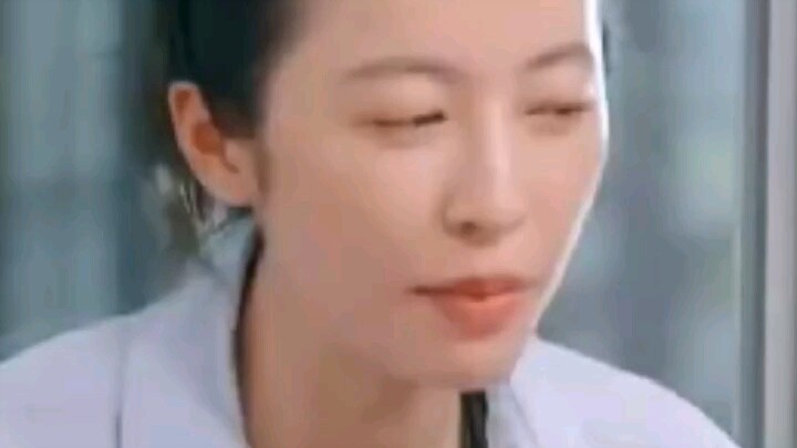 Zhou Yutong really has no manners at all; she’s a complete self‑centered person, haha.