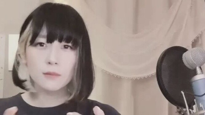 Hello everyone! I'm Majiko, a Japanese singer-songwriter, and I'm here at Station B!