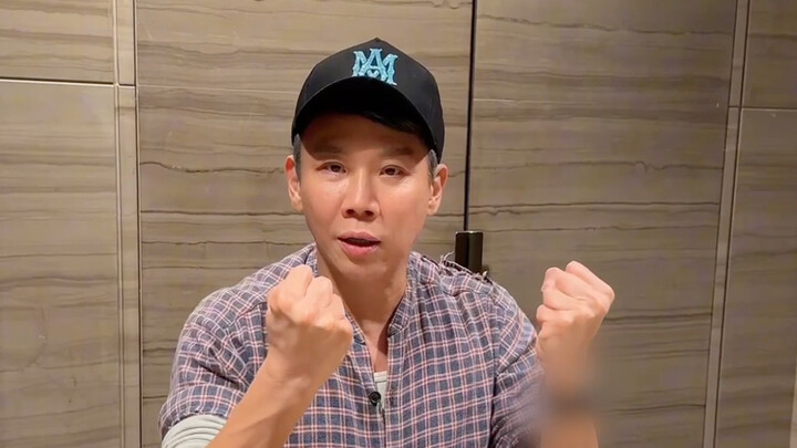 Đến Bắc Kinh tất nhiên phải ăn Vịt quay Bắc Kinh 👍 Cách gói vịt với kẹo nhún là lần đầu tiên tôi thử