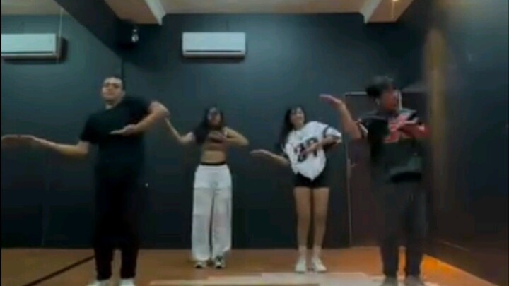 Jennie - Seoul city, Like Jennie