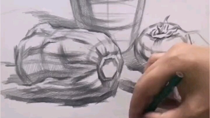 Phương pháp vẽ nhóm tĩnh vật bằng chì