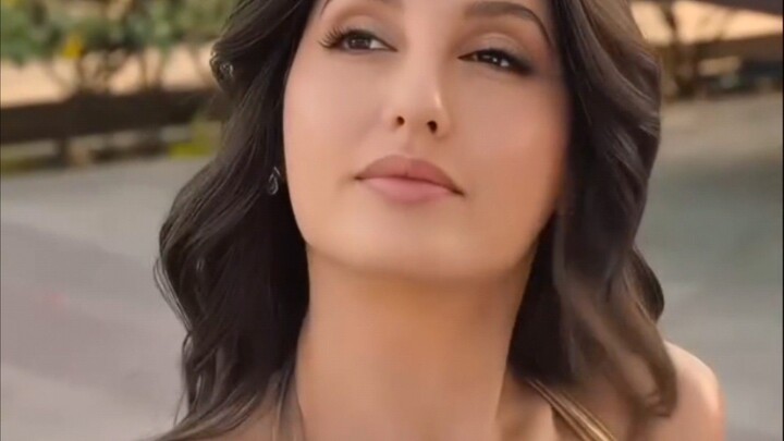 🎸💃🎶 #Viralvideo #youtubeshort #shorts #short #PBFCOM #song #hot #4k #funny #Parashstone #Leema