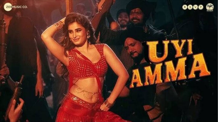 Uyi_Amma_-_Azaad___Aaman_D,_Rasha_Thadani__Madhubanti_Bagchi,Amit_Trivedi,Amitab