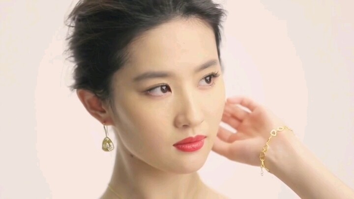 So gold can actually be far from tacky!!! This is an ad outtake.