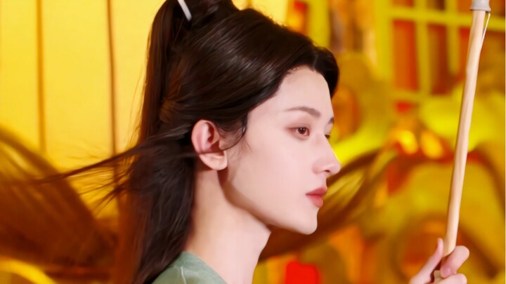 “มุ่งหน้าสู่งานเลี้ยงอันตระการแห่งโลกมนุษย์ เพื่อทอดพระเนตรโฉมอันรุ่งเรืองของราชวงศ์ถัง”