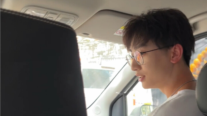 Ba điều cần nói với du khách từ nơi khác: Thời tiết Trùng Khánh thực sự rất nóng, các cô gái Trùng K