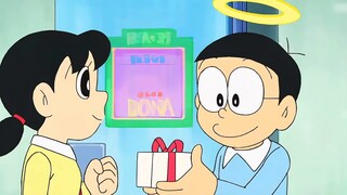 Nobita và Fatty Blue quay trở lại 100 triệu năm trước và bị mắc kẹt trên một rạn san hô bị bao vây b