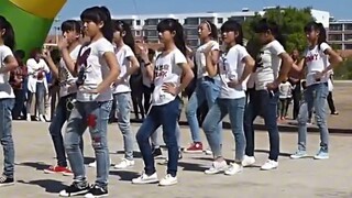 非主流时期的校园舞蹈，现在回头看看满满的青春回忆