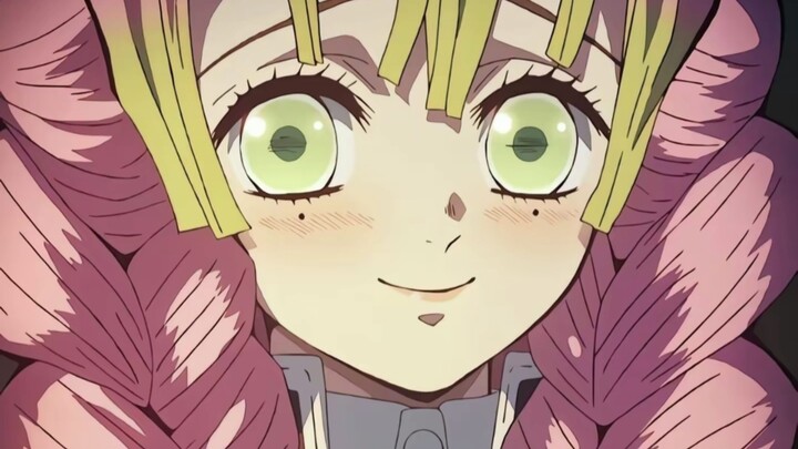 Tại sao đàn ông ra chiến trường thì mặc chiến bào, còn cô ấy lại mặc “trang phục gợi cảm”?