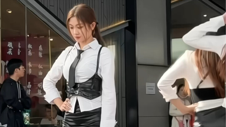 AOA short skirt Xu Yuna straight shot