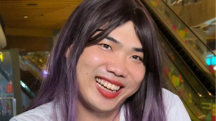 เธอช่างหลงตัวเองจริงๆ ถึงขั้นให้ฉันซื้อประตูหนานเถียนให้เธอเลย!