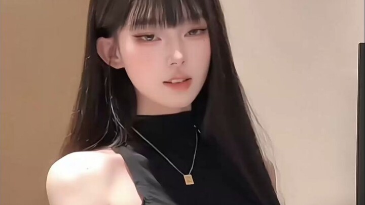 Hôm nay là tóc đen dài thẳng