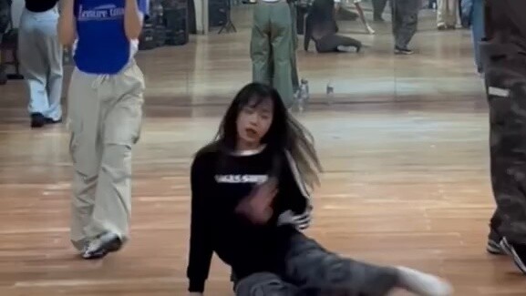 จะเป็นยังไงถ้าได้เต้นพริก 3 ชนิดพร้อมกัน! Street Fighter 2 Chili Chorus Challenge