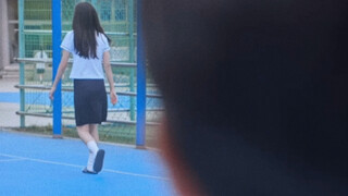 แปลกจังที่เรื่องราวรักแรกพบดูเหมือนจะเกิดขึ้นในช่วงฤดูร้อน