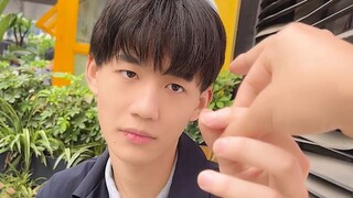 لم أكن أتوقع أن الغراء لا يلصق الأحذية فحسب، بل يمكنه أيضًا لصق...