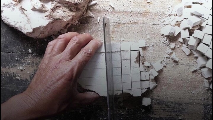 هل يمكن بيع فطر الفولينغ من منزل العم الرابع؟ اتضح أن فطر الفولينغ يحتاج أيضًا إلى تقشيره. فطر الفول