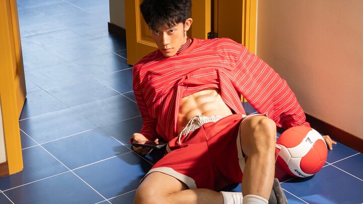 บล็อกเกอร์แฟชั่นชื่อดังใช้เวลาหนึ่งเดือนเล่นบาสเก็ตบอล และนี่คือสิ่งที่เกิดขึ้นกับร่างกายของเขา...