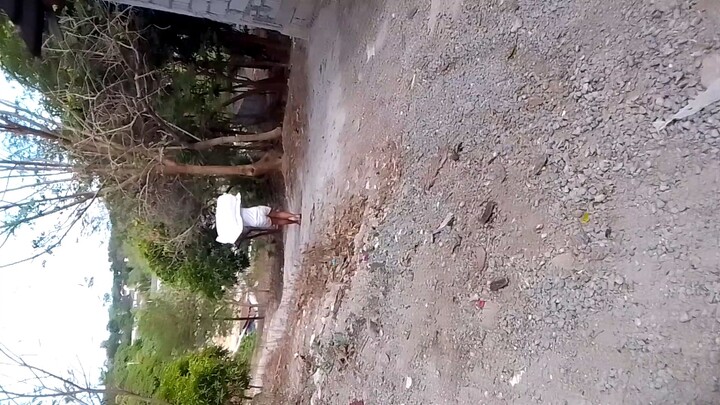 ice girl.. grabe mag buhat subrang layo..✌️✌️✌️