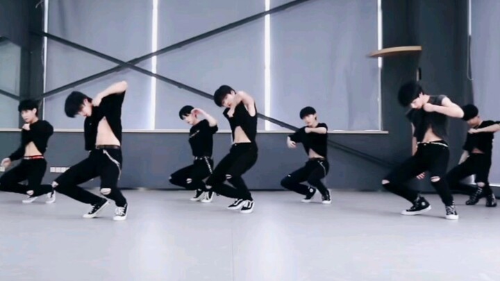 【时代少年团】一定要看的腹肌名场面