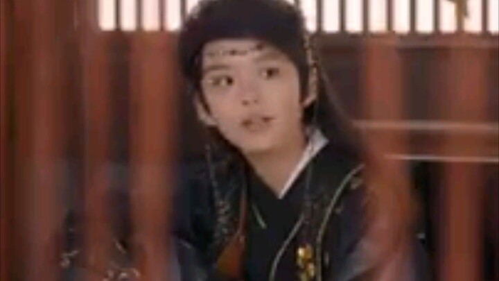 13. Went To Arrange A Marriage, Saw Her Beating Her Dad. "Perfect," Said My Mother!