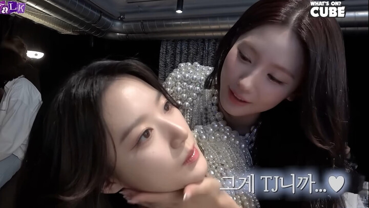 Shuhua: Bernapas Meiyan: Lucu sekali aaaaaa aku cium