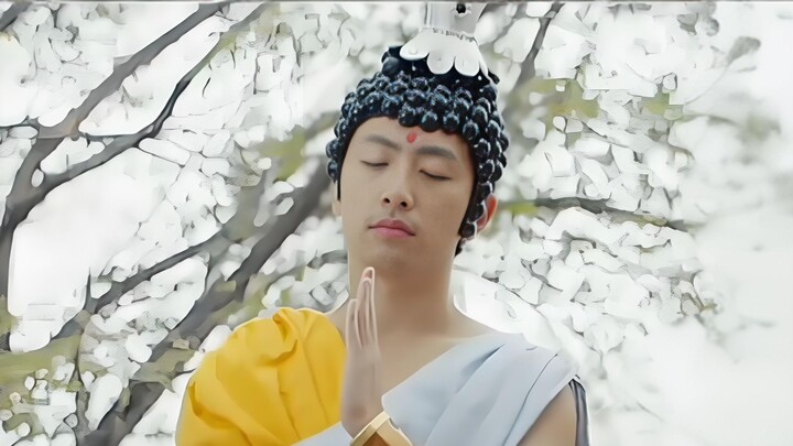 The hair is actually made of grapes—so awesome!