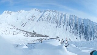 第一视角一镜到底：单板滑雪运动员从山顶速降 极限速度88公里每小时