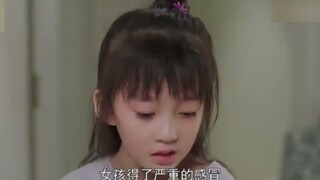 女儿考试必须拿第一名，不然就会遭到爸爸的严厉责骂！