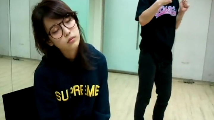 [IU] [onlyU Video] "Good Day" + "BBIBBI" + "LILAC" (Dance Practice Version)