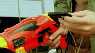 A man invented a super rifle, but found that it only left bullet holes on the concrete surface, and 