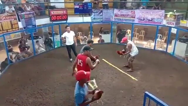 2 hits first fight win