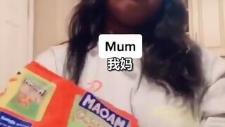 戏精小姐姐模仿老妈新续集...洗苹果那段好真实！