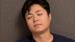 所有人都告诉他们要开心，却不愿意花时间了解一下