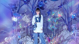 特步公主丁佳敏，现实版晋江文学女主角，热巴都要给她当背景墙。